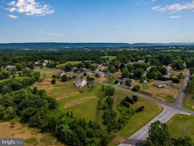410 PHEASANT RD, Hummelstown, PA 17036