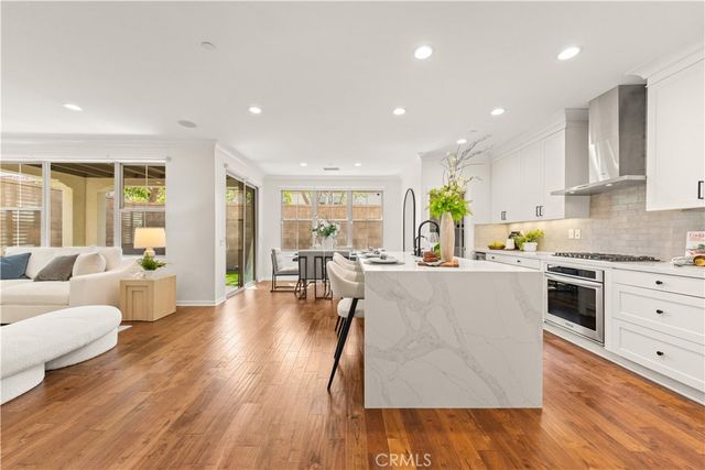 53 Cherry Tree, Irvine, CA 92620