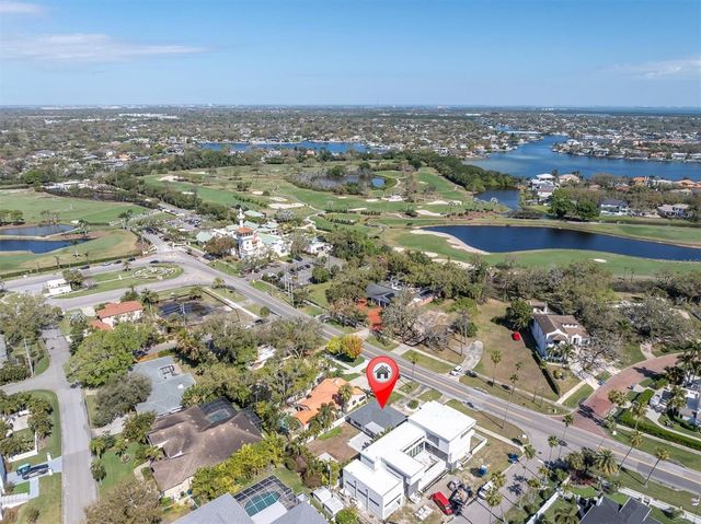 735 SNELL ISLE BOULEVARD NE, St Petersburg, FL 33704