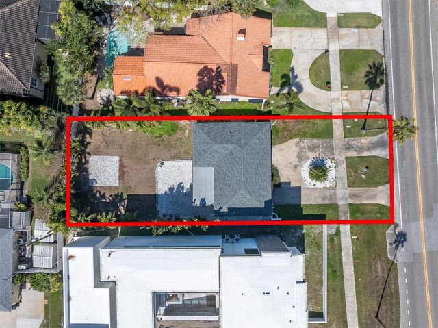 735 SNELL ISLE BOULEVARD NE, St Petersburg, FL 33704