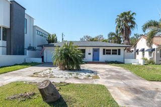 735 SNELL ISLE BOULEVARD NE, St Petersburg, FL 33704