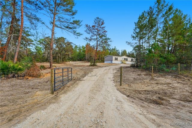 6537 N Turquoise Point, Dunnellon, FL 34433