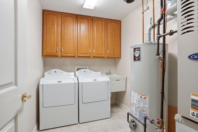9101 Kennedy Avenue 1b, Highland, IN 46322