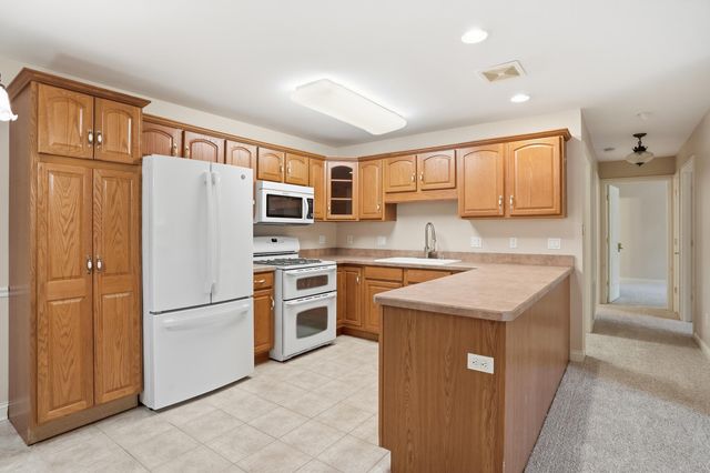 9101 Kennedy Avenue 1b, Highland, IN 46322