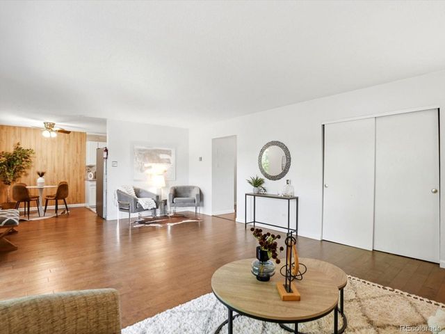 2120 S Vaughn Way 206F, Aurora, CO 80014