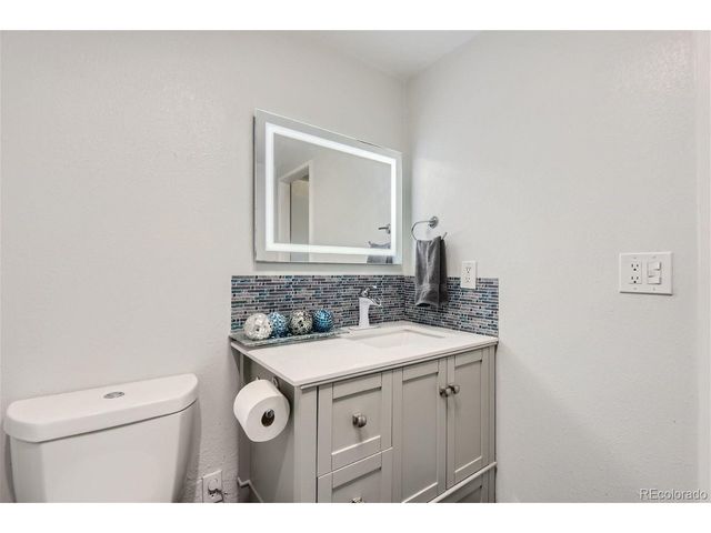 7877 E Mississippi Ave 1205, Denver, CO 80247