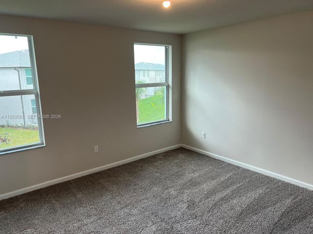 5629 Mentmore Dr 0, Mangonia Park, FL 33407