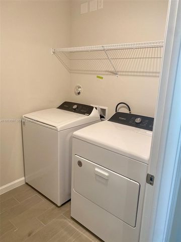 5629 Mentmore Dr 0, Mangonia Park, FL 33407