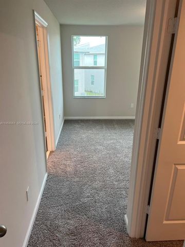 5629 Mentmore Dr 0, Mangonia Park, FL 33407