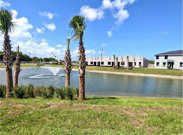 5629 Mentmore Dr 0, Mangonia Park, FL 33407