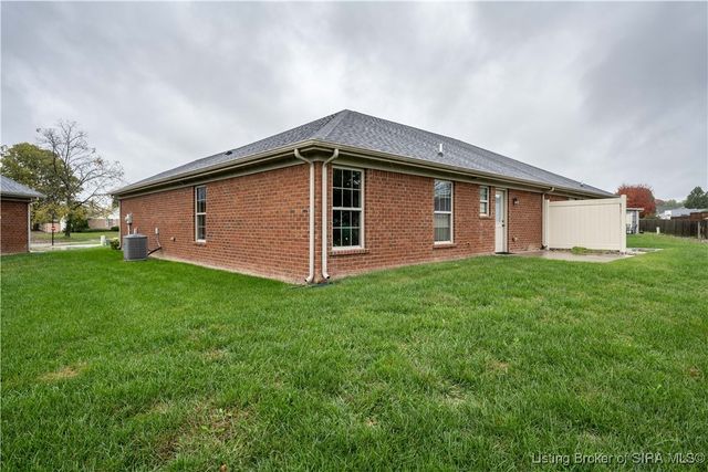 1004 Hadley Drive, Jeffersonville, IN 47130