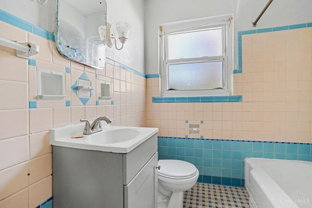 5595 Colerain, Cincinnati, OH 45239