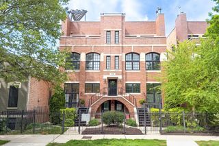 1718 W Superior Street 1W, Chicago, IL 60622
