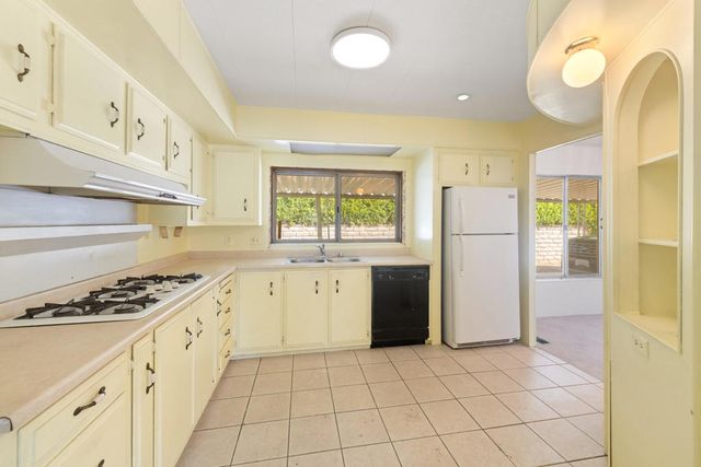 73966 Zircon Circle W, Palm Desert, CA 92260