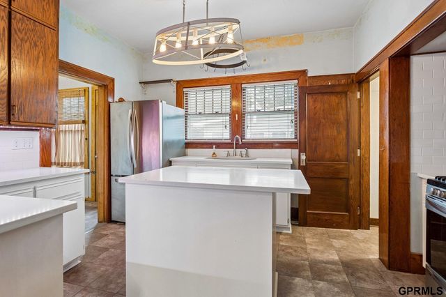 7519 N 28th Avenue, Omaha, NE 68112