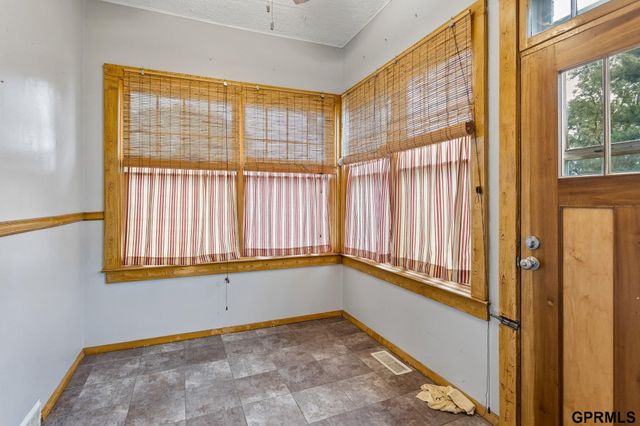 7519 N 28th Avenue, Omaha, NE 68112