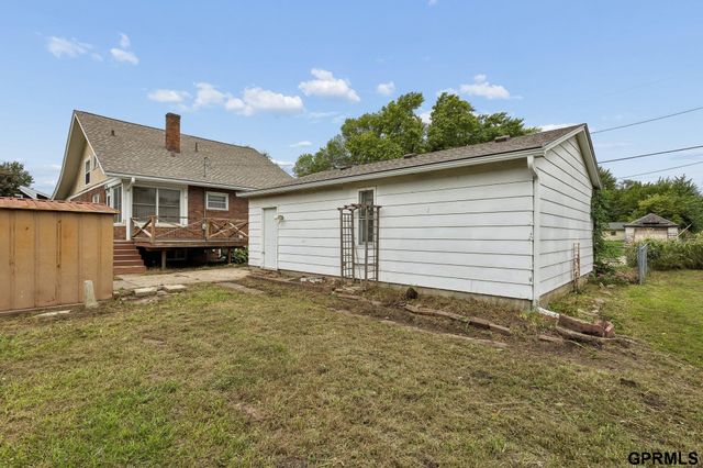7519 N 28th Avenue, Omaha, NE 68112
