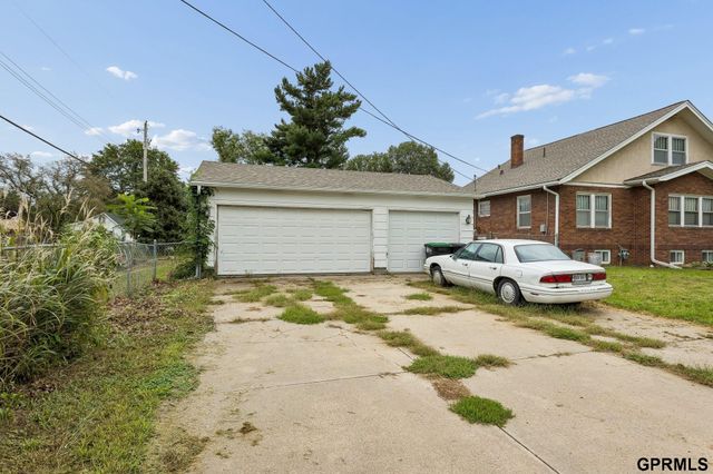 7519 N 28th Avenue, Omaha, NE 68112