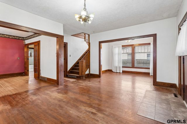 7519 N 28th Avenue, Omaha, NE 68112