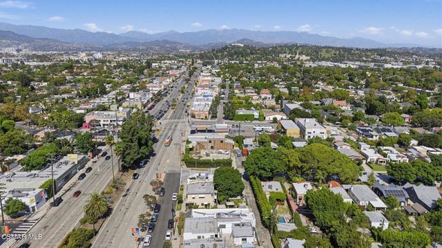 3032 Glendale, Los Angeles, CA 90039