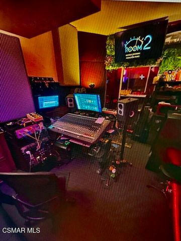3032 Glendale, Los Angeles, CA 90039