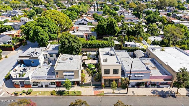 3032 Glendale, Los Angeles, CA 90039