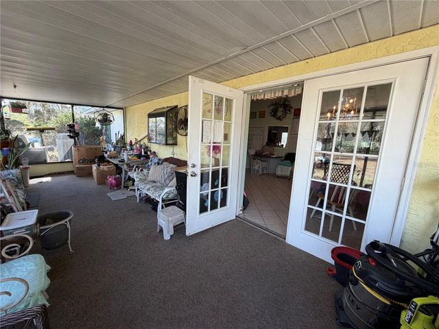 39106 GRAYS AIRPORT ROAD, Lady Lake, FL 32159