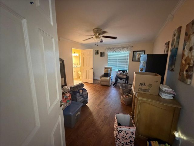 39106 GRAYS AIRPORT ROAD, Lady Lake, FL 32159