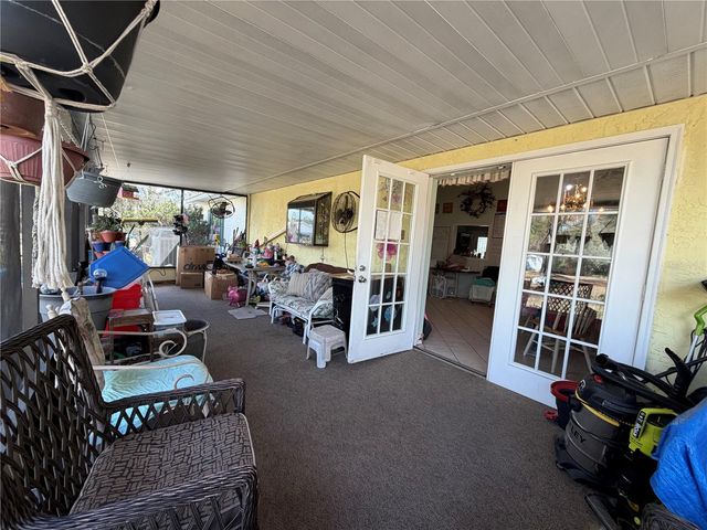 39106 GRAYS AIRPORT ROAD, Lady Lake, FL 32159