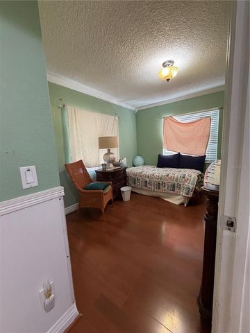 39106 GRAYS AIRPORT ROAD, Lady Lake, FL 32159