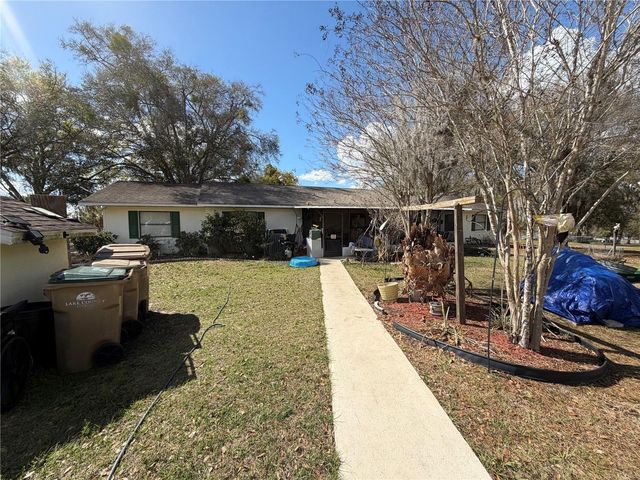 39106 GRAYS AIRPORT ROAD, Lady Lake, FL 32159