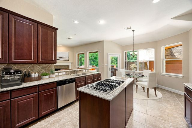 42 Brookefield Circle, Magnolia, TX 77355