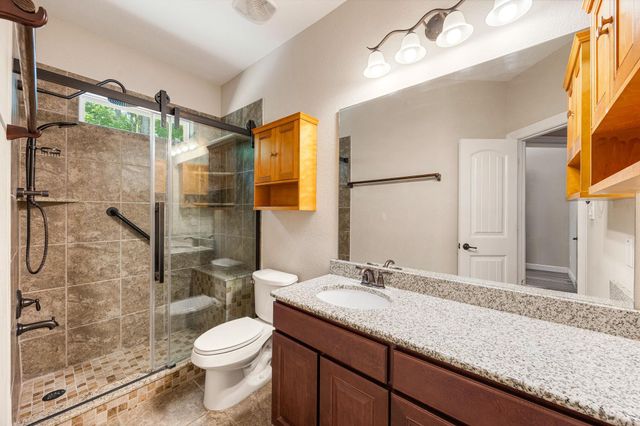 42 Brookefield Circle, Magnolia, TX 77355