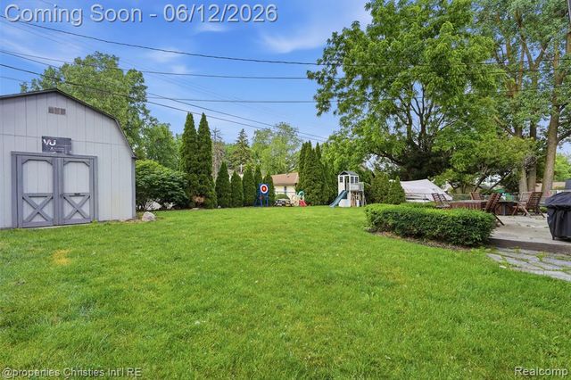 124 Rexton Street, Novi, MI 48377