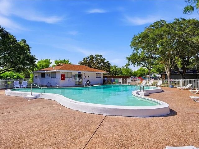 2007 Hidden Lake 4, Corpus Christi, TX 78412