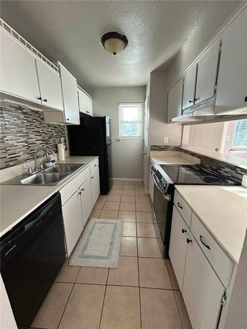 2007 Hidden Lake 4, Corpus Christi, TX 78412