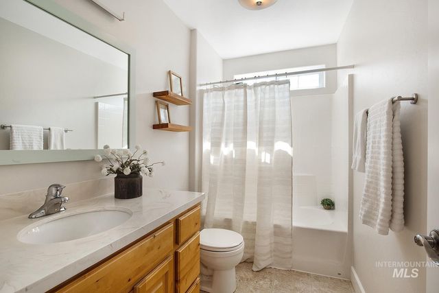 2569 Joshua Way, Twin Falls, ID 83301
