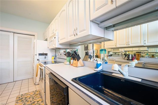 800 Gates Ave Apt C2, Norfolk, VA 23517