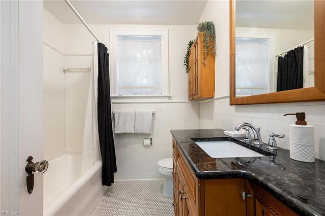 800 Gates Ave Apt C2, Norfolk, VA 23517