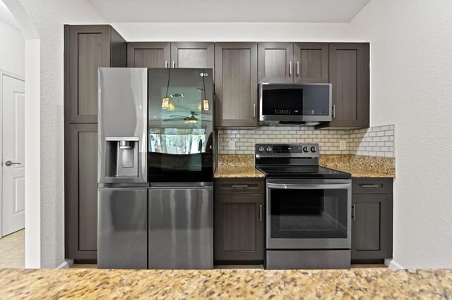 5965 Monterra Club Drive, Lake Worth, FL 33463