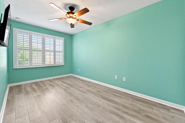 5965 Monterra Club Drive, Lake Worth, FL 33463