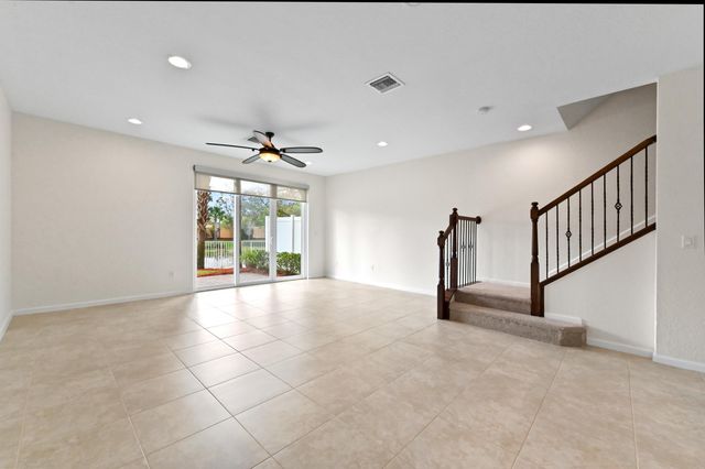 5965 Monterra Club Drive, Lake Worth, FL 33463
