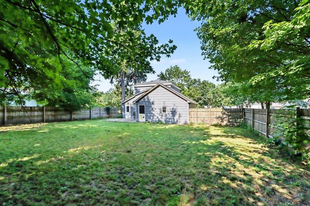 508 N Niles Street, Paw Paw Vllg, MI 49079