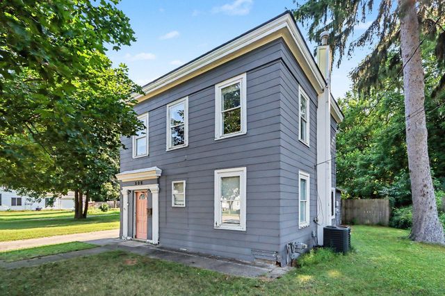 508 N Niles Street, Paw Paw Vllg, MI 49079