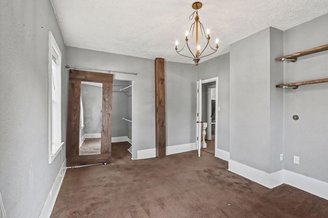 508 N Niles Street, Paw Paw Vllg, MI 49079