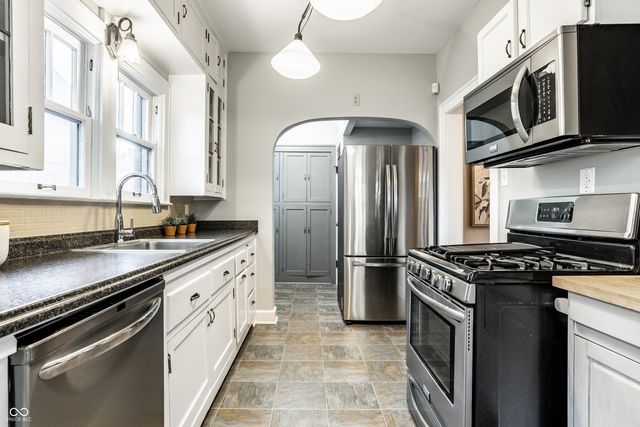 5880 N New Jersey Street, Indianapolis, IN 46220