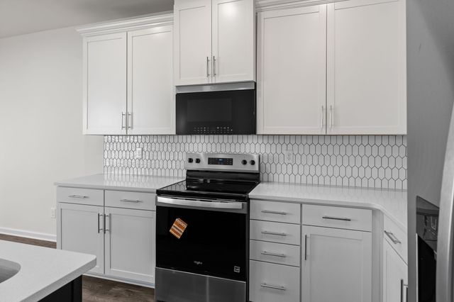 5049 Dayflower Drive, Hermitage, TN 37076