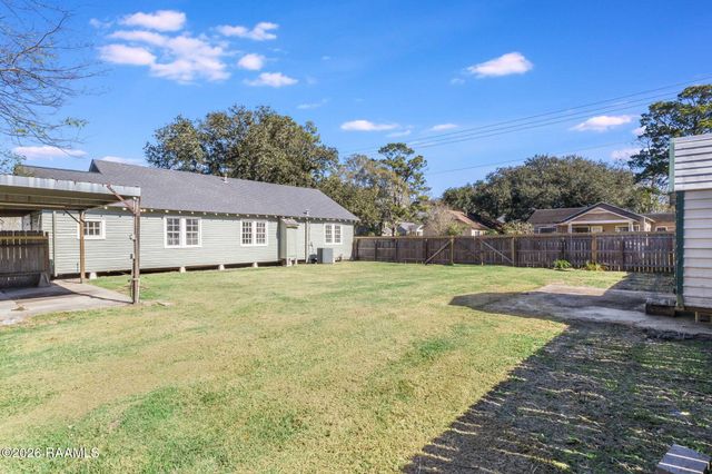 301 3rd Street, Abbeville, LA 70510