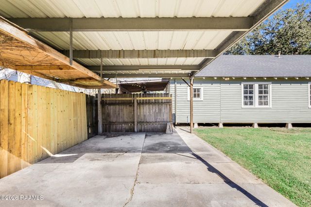 301 3rd Street, Abbeville, LA 70510