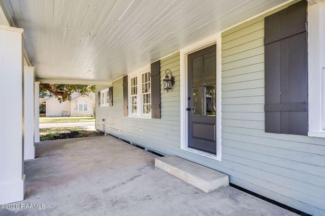 301 3rd Street, Abbeville, LA 70510